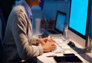 500萬“薪火”助學計劃助力夢想，長沙新華電腦學院軟件開發的機遇與未來